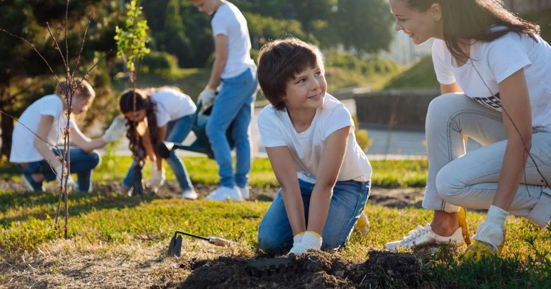 A final expense insurance agent engaging in community involvement activities with Lionheart Advisors, LLC.